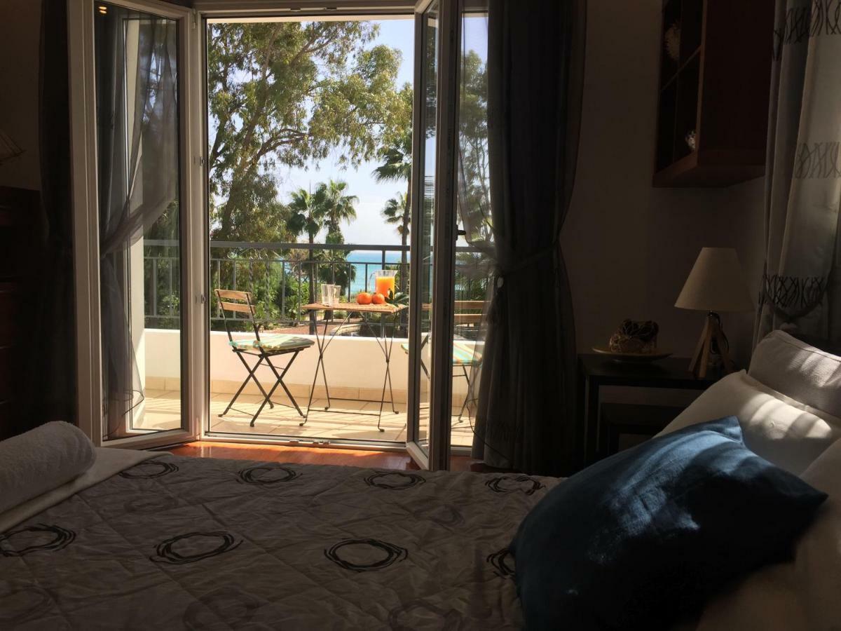 Deluxe First Line Villa Perivolia Exterior photo